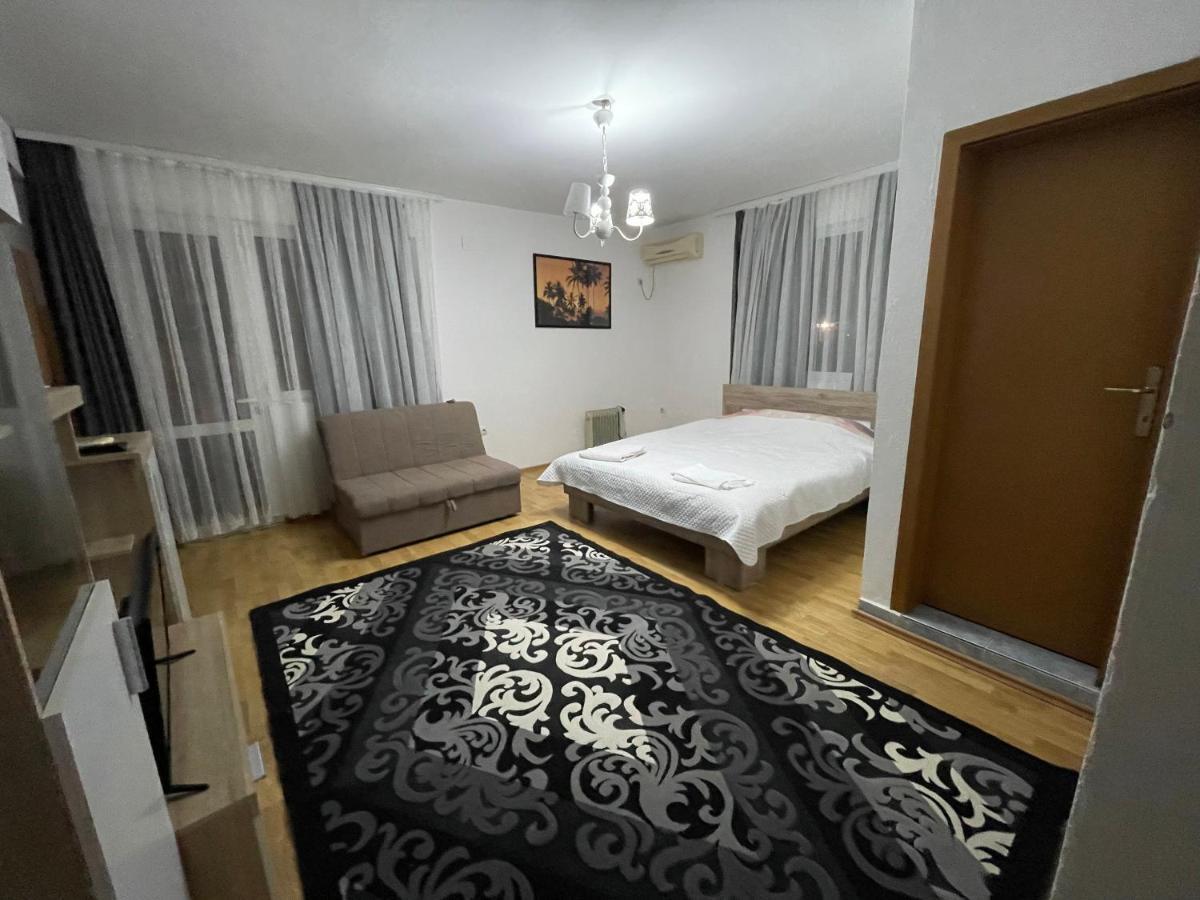 Apartments Dibra Улцинь Экстерьер фото