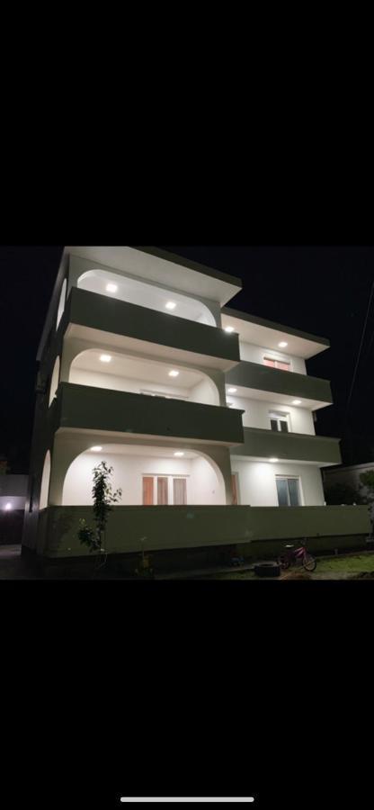 Apartments Dibra Улцинь Экстерьер фото